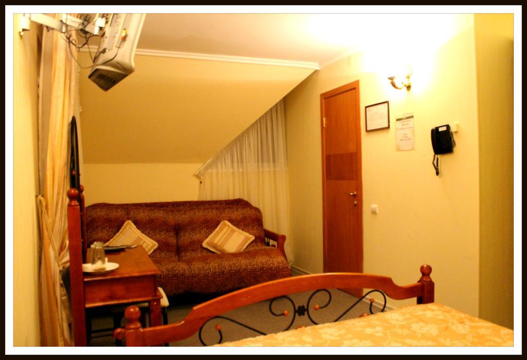 Edem Hotel Chubynske Extérieur photo