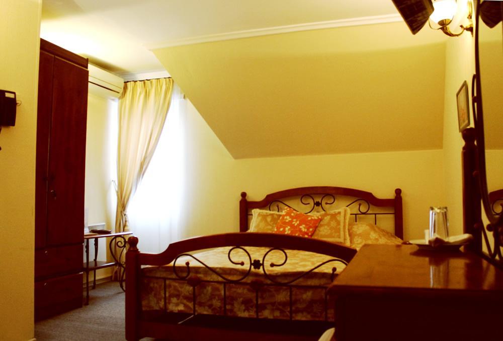 Edem Hotel Chubynske Extérieur photo